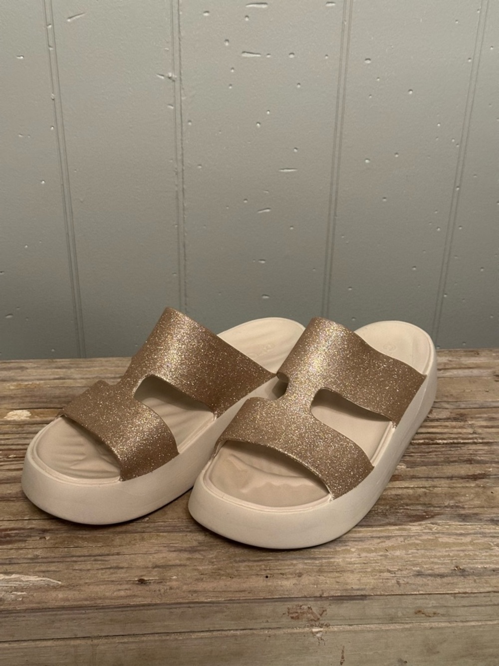 Crocs Women's Getaway Platform H-Strap Wedge Sandals